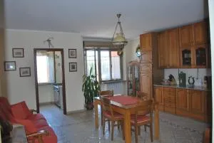 Tra Langhe, Roero e Monferrato. San Damiano d'Asti - جوفونه