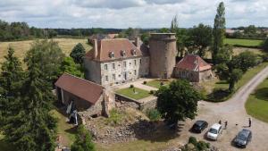 Maisons de vacances gite au Chateau de Sallebrune : photos des chambres