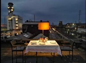 Adventure Alternative - GUEST HOUSE - Arts-Factory-Experience - For artists, makers and open minds - Attention, we are not a hotel and are not adapted for everybody - Read host warnings before reservation - PROVIDENCE,BE asbl