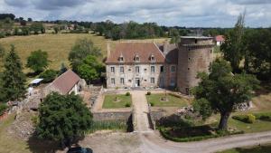 Maisons de vacances gite au Chateau de Sallebrune : photos des chambres