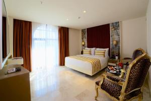 Junior Suite room in Icon Hotel Istanbul