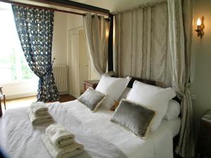 B&B / Chambres d'hotes Chateau du Bourbet : photos des chambres