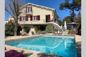 Maisons de vacances Grande maison - piscine. Proche Camargue-Cevennes : photos des chambres