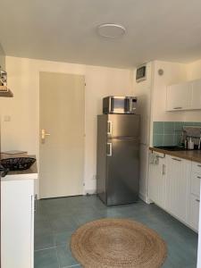 Les Hortensias, charmante petite maison en pierre