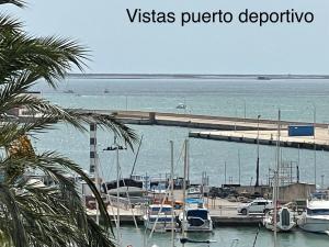 Vistas al mar, en el club náutico de Sant Carles de la Rápita, 3 dormitorios