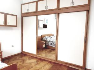 Jasmine appart Metro station, 2BDR, FREE Parking