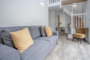 Brook Cottage - 7 Bedroom Cottage - Dale