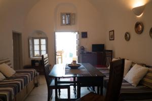 Zoe Aegeas Traditional houses