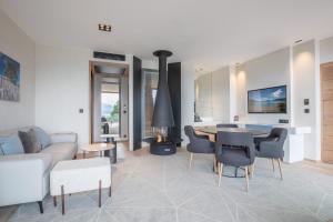 Hotels Rivage Hotel & Spa Annecy : Penthouse avec Terrasse - Vue sur Lac - Accès Gratuit au Spa