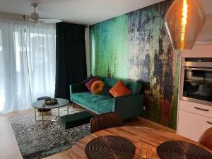 Emerald Green Apartment - Im Teller