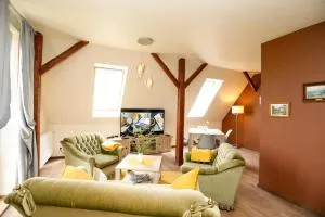 ApartIzer Świeradów Zdrój - 斯姆尔克山麓新城