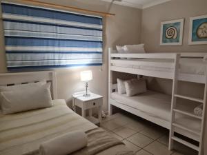 Point Village Accommodation - Santos 18