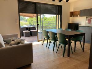 Appartements Au coeur du Bassin d'Arcachon,tres bel appartement avec terrasse : Appartement avec Terrasse