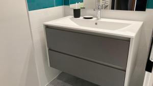 Appartements Au coeur du Bassin d'Arcachon,tres bel appartement avec terrasse : photos des chambres