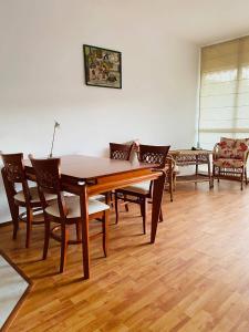 Bright and Comfortable Apartment in Joya Park