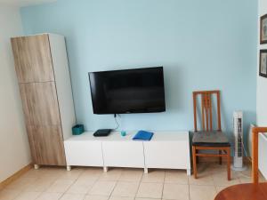 Appartements STUDIO 2 etoiles Renove Proche des THERMES : photos des chambres