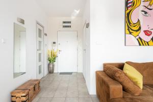 SuperApart Wilanowska apt 20 "Pet-Friendly 1BR Home with Patio