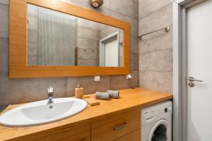 SuperApart Wilanowska apt 20 "Pet-Friendly 1BR Home with Patio