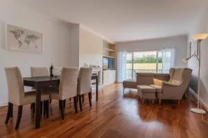 Stunning Apartment w/ Pool - Birre