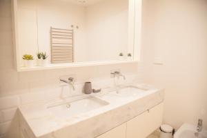 FLH Praça Comércio Wood Design Flat