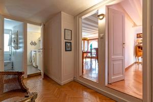 Ca’ Cappello Venetian Apartment M02074212072