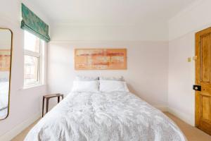 Entire Property in Hoole, Chester- walking distance to train station & city centre