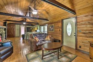 1950s Serenity Pond Cabin with View Peace and Quiet!