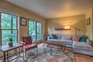 Lake Placid Gem with Patio and Views Less Than 1 Mi to Beach! - Jay