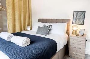 Make this your base! TV in every bedroom! - Merthyr Vale