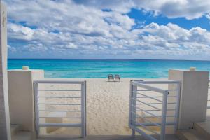 Departamento sobre la playa Cancun