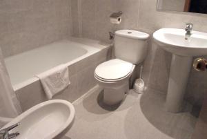 Double or Twin Room room in Hotel Goya