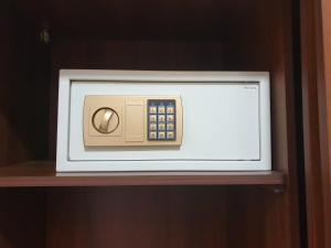 دوز للشقق المخدومة