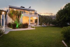 Villa Stegna - 3hvězdičkové hotely ve městě Archangelos