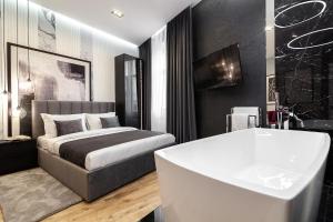 Lovely apartment on Drahomanova street