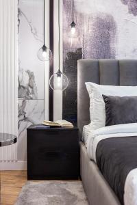 Lovely apartment on Drahomanova street