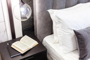 Lovely apartment on Drahomanova street