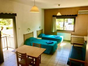 Carina Hotel Apartments