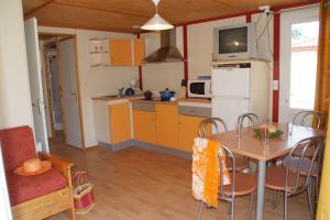 Campings Camping les Cigales : photos des chambres