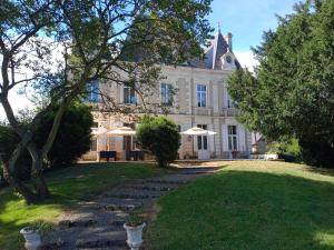 Maisons de vacances Chateau du Breuil : Chambre Double