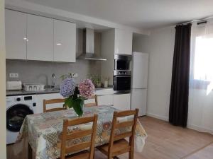 c Apartamentos Diego - 3hvězdičkové hotely ve městě O Grove