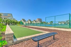 Sandpiper Cove Escape on Canal - Walk to Beach!