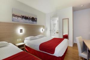 Hotels Hotel LUX PICPUS : photos des chambres