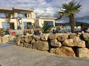 Appartements Le rocher : photos des chambres