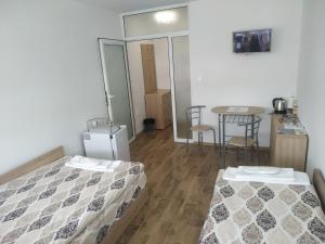 Top Center Nice View Studio