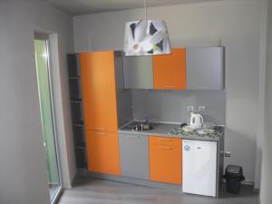 One-Bedroom Suite with Balcony (2 Adults + 2 Children) room in Detelina Complex