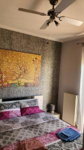 Theos Apartment