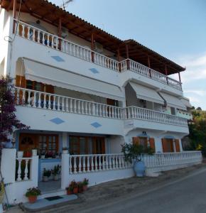 Myriam Studios Alonissos Greece