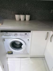 Lovely 2-Bed Apartment in Coventry