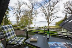 Ferienwohnung mit schönem Seeblick und Balkon