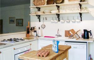 Gorgeous Home In Scillé With Wifi